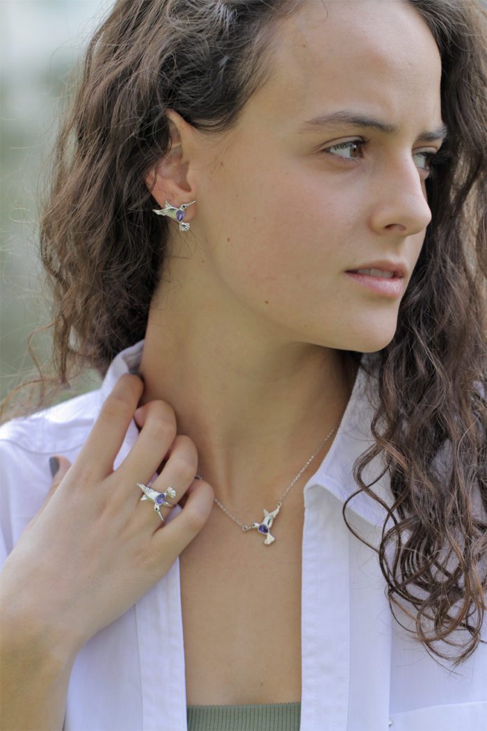 Mayfer, Collar con dije modelo Colibrí buena suerte - Morado - Imagen 6