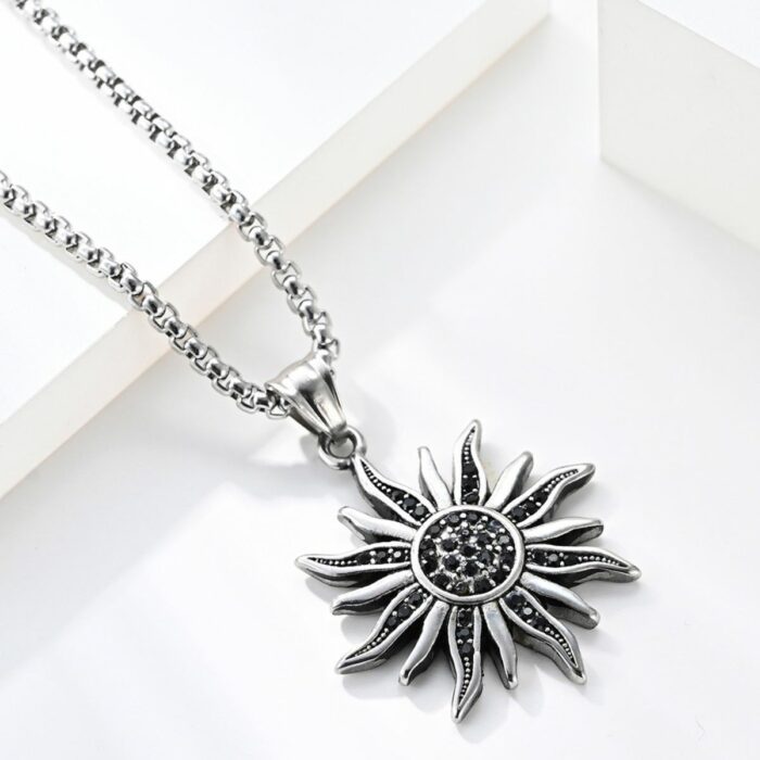 Mayfer Homme,Cadena con dije de acero inoxidable para   con diseño de sol en color plateado. - Imagen 5