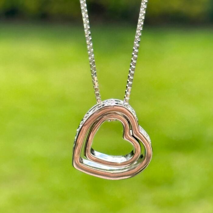 Mayfer, Collar con dije modelo corazón doble - Plateado - Imagen 4