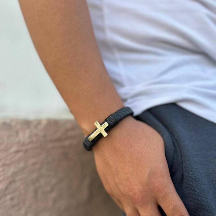 Mayfer Homme,Pulsera de piel para   en color negro con detalle de cruz plateada y broche de acero inoxidable. - Imagen 5
