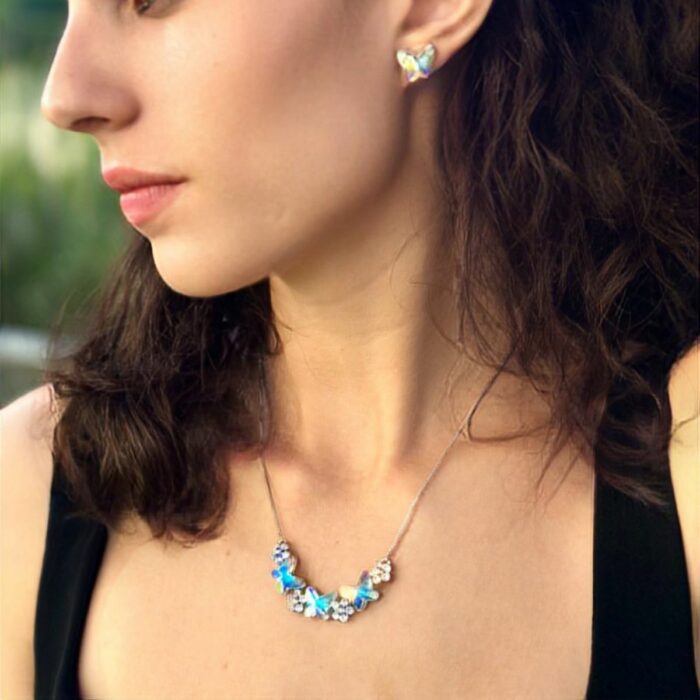 Mayfer,Set de Collar y Aretes modelo de mariposas - Tornasol - Imagen 8
