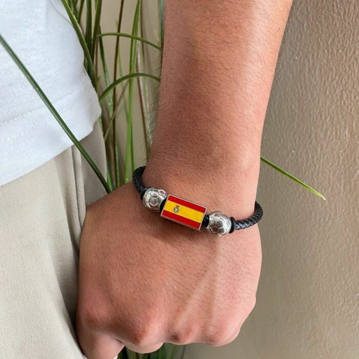 Mayfer Homme,Pulsera de piel negra con diseño de bandera de España y balón en acero inóxidable - Imagen 3