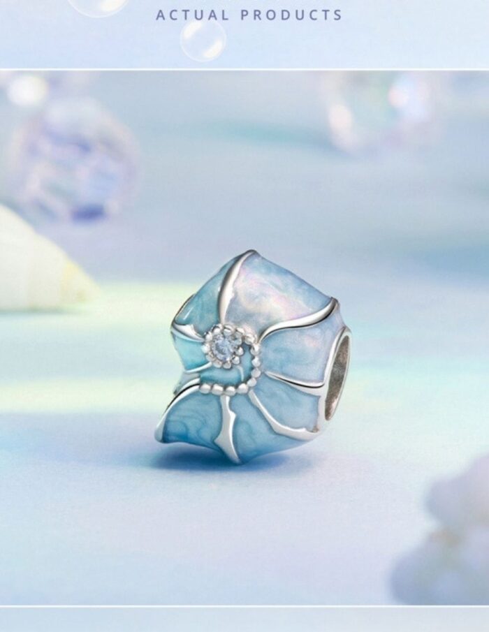 Mayfer|Charm con forma de caracol esmaltado - Color Plateado. - Imagen 2