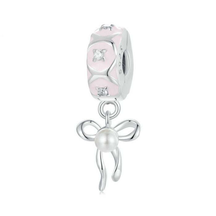 Mayfer |Charm con dise?o coquette decorado con un mo?o - Color Plateado.
