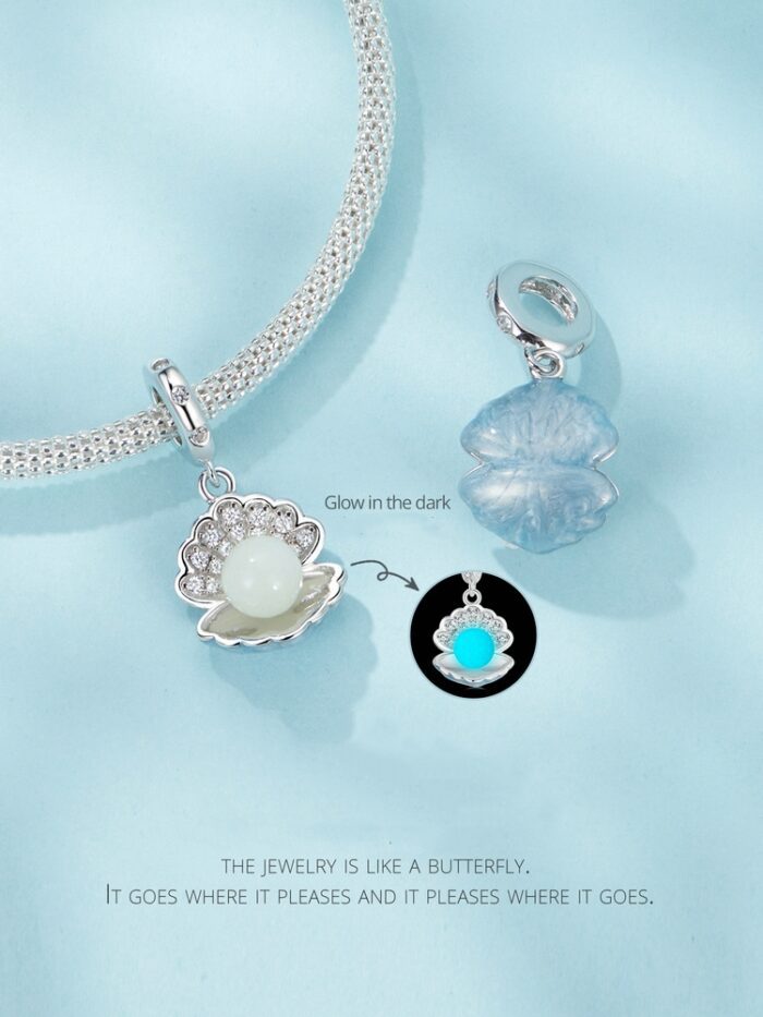 Mayfer |Charm con forma de almeja y decorado con perla - Color Plateado. - Imagen 6